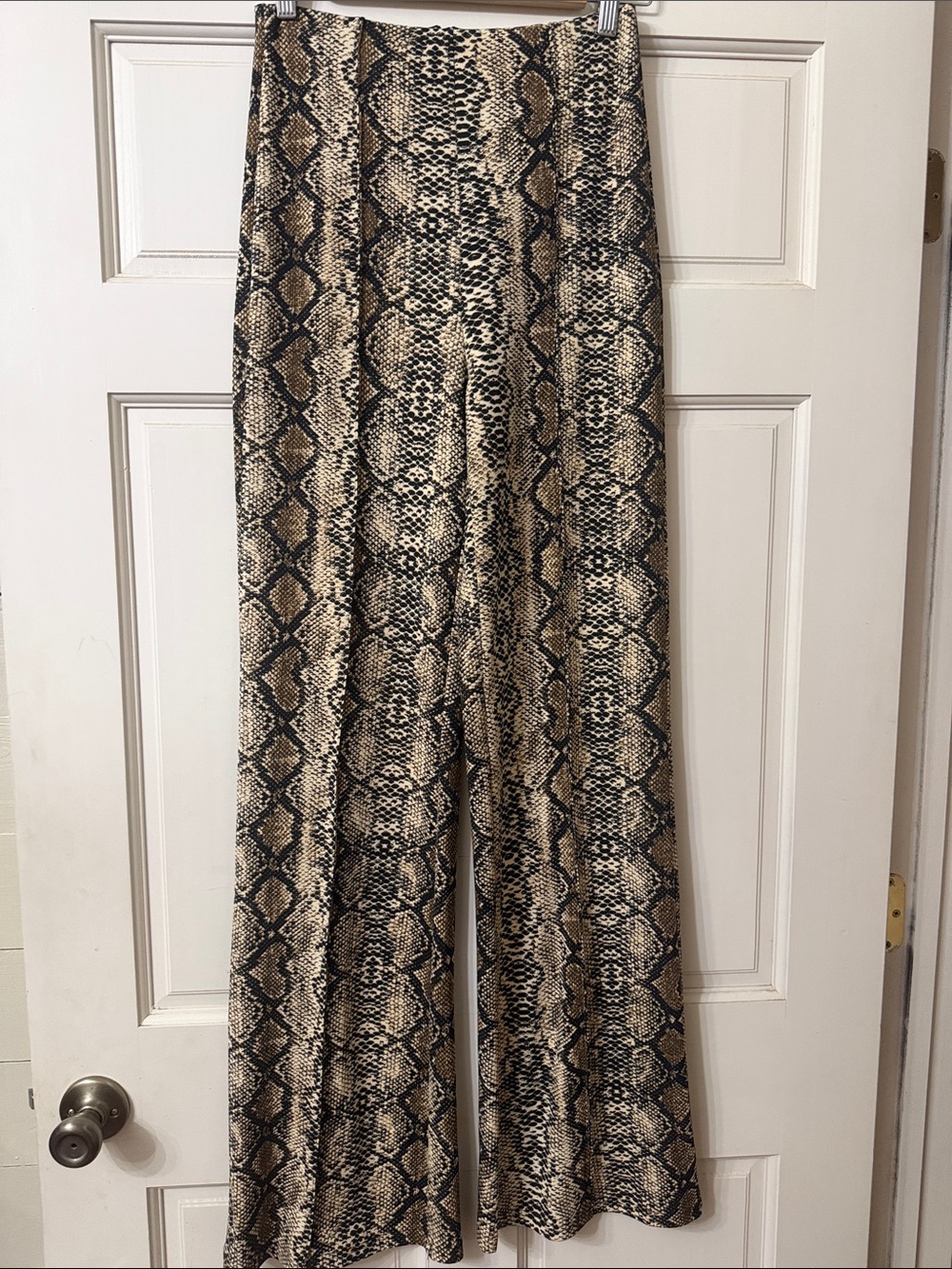 High-Waist Snake Print Wide-Leg Pants - Beige/Black